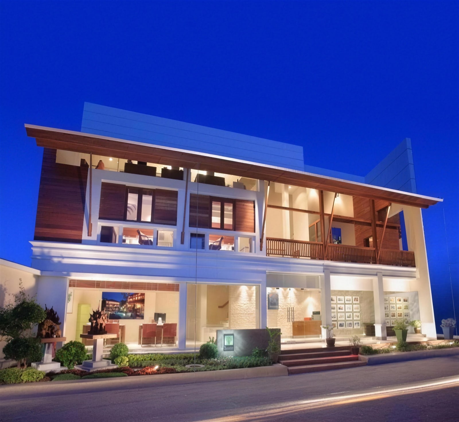 Kalara HQ